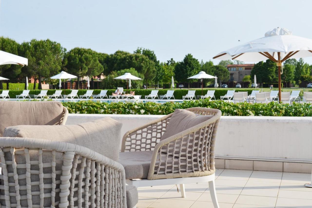 Golf Jesolo Village ➔ Attico Con Piscina 外观 照片